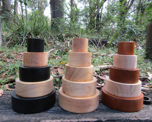 Contrast colour stacking bowls