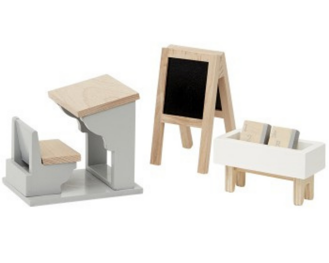 Astrup wooden school furniture