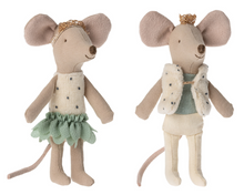 Load image into Gallery viewer, Maileg Royal Twins Mice in Box
